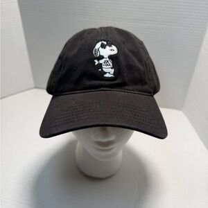 Peanuts Adult Snoopy Embroidered Graphic Adjustable Dad Hat New
